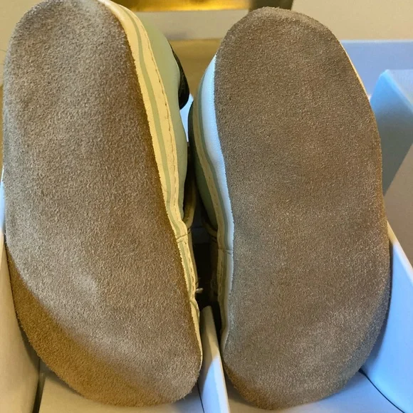 Robeez Gray Shoes Soft Soles - Picture 5 of 6